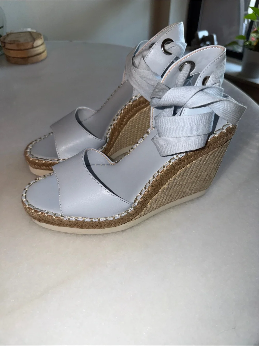 Vince Camuto new never